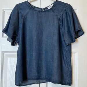 Evereve Indigo Chambray Flutter Sleeve Top
